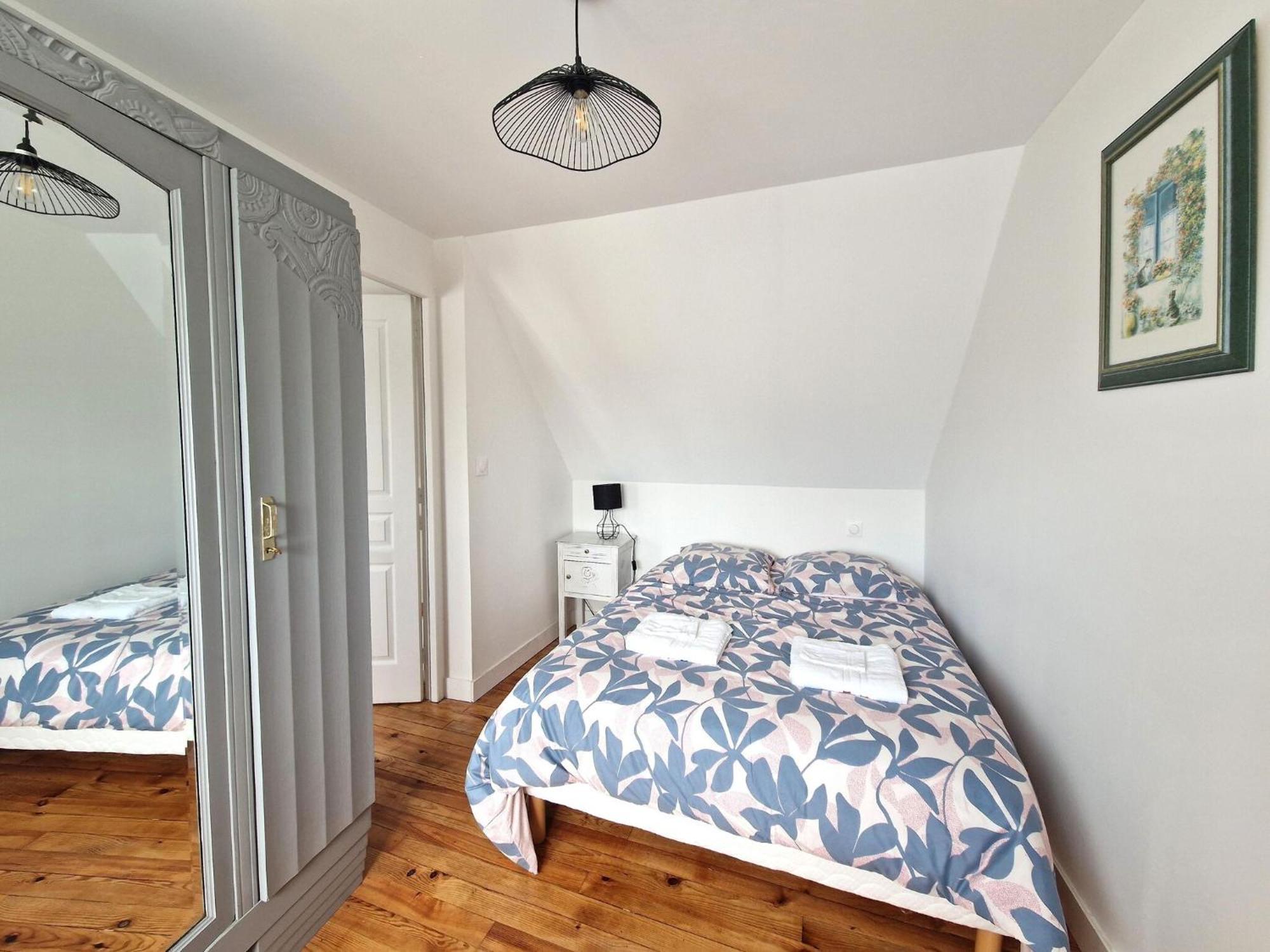 Holiday Home In The Countryside Near The Beach Guerlesquin Exteriör bild
