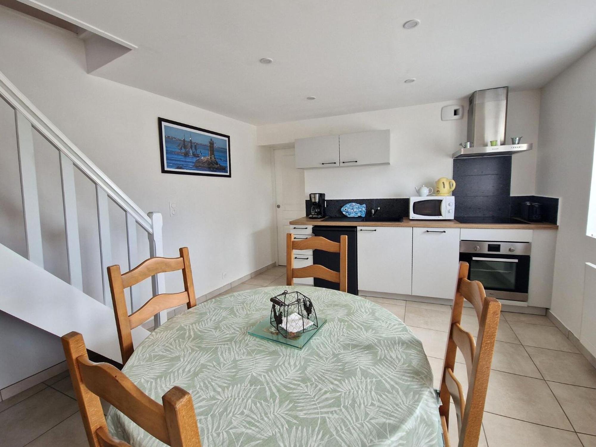 Holiday Home In The Countryside Near The Beach Guerlesquin Exteriör bild